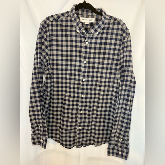 Men's Old Navy Blue and White Checkered Shirt - Picture 1 of 4